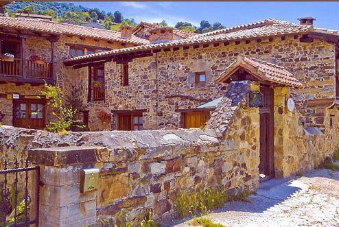 Apartamentos El Patio Lerones 외부 사진